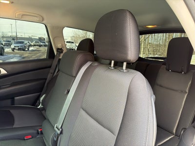 2020 Nissan Pathfinder S