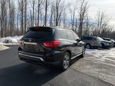 2020 Nissan Pathfinder S