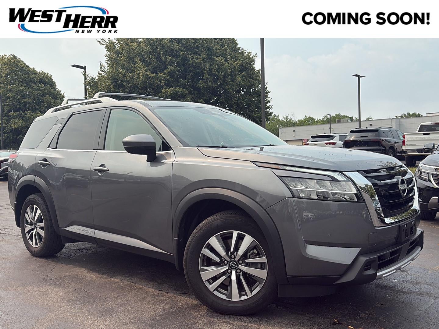 2024 Nissan Pathfinder SL