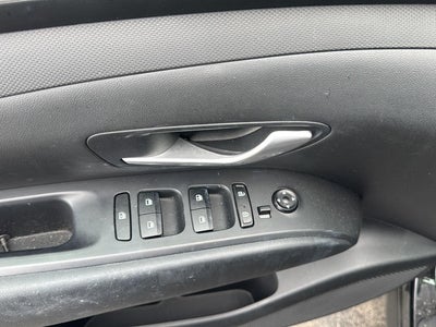 2024 Hyundai TUCSON SE
