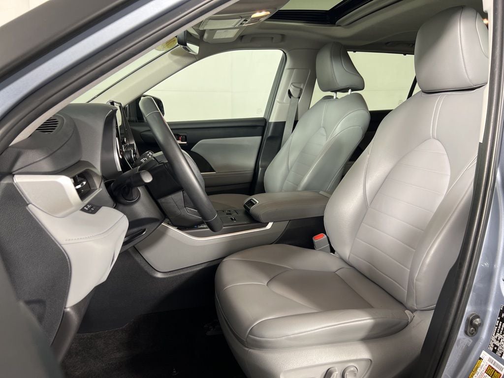 2024 Toyota Highlander XLE