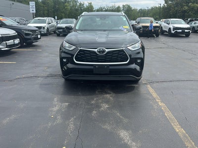 2024 Toyota Highlander XLE