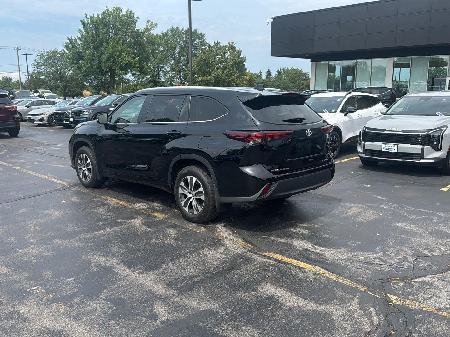 2024 Toyota Highlander XLE