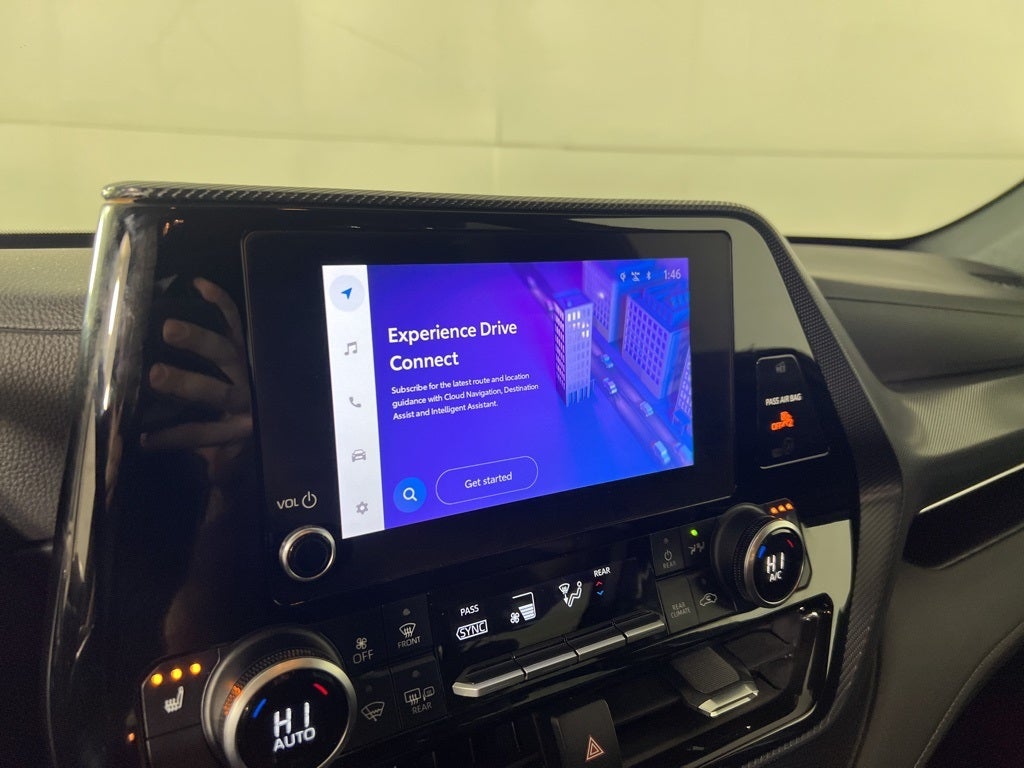 2024 Toyota Highlander Base