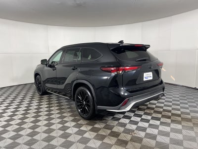 2024 Toyota Highlander Base