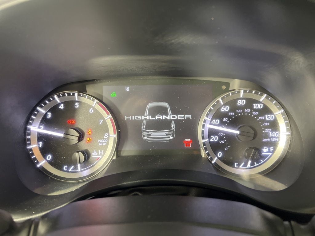 2024 Toyota Highlander Base