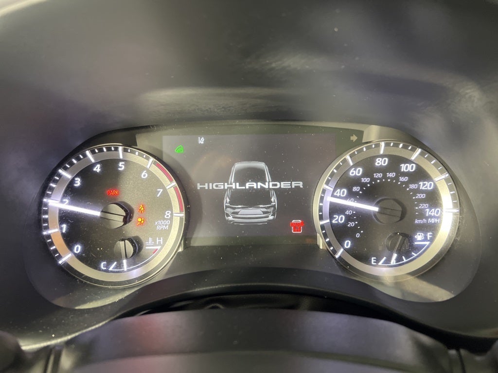 2024 Toyota Highlander Base