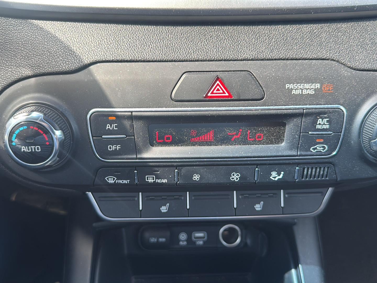 2019 Kia Sorento S V6