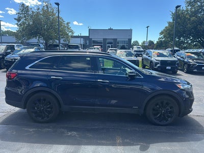 2019 Kia Sorento S V6