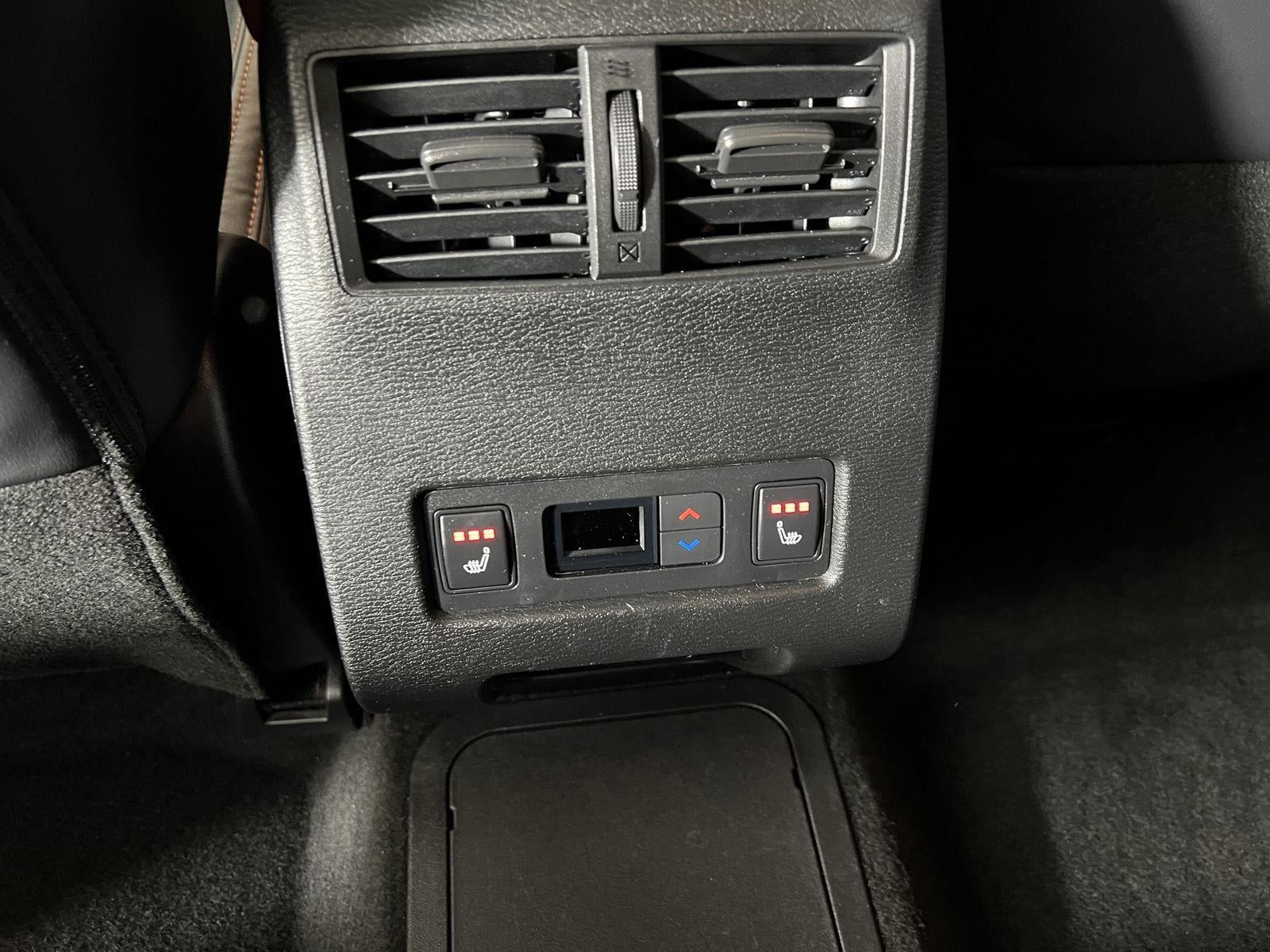 2023 Mitsubishi Outlander PHEV SEL