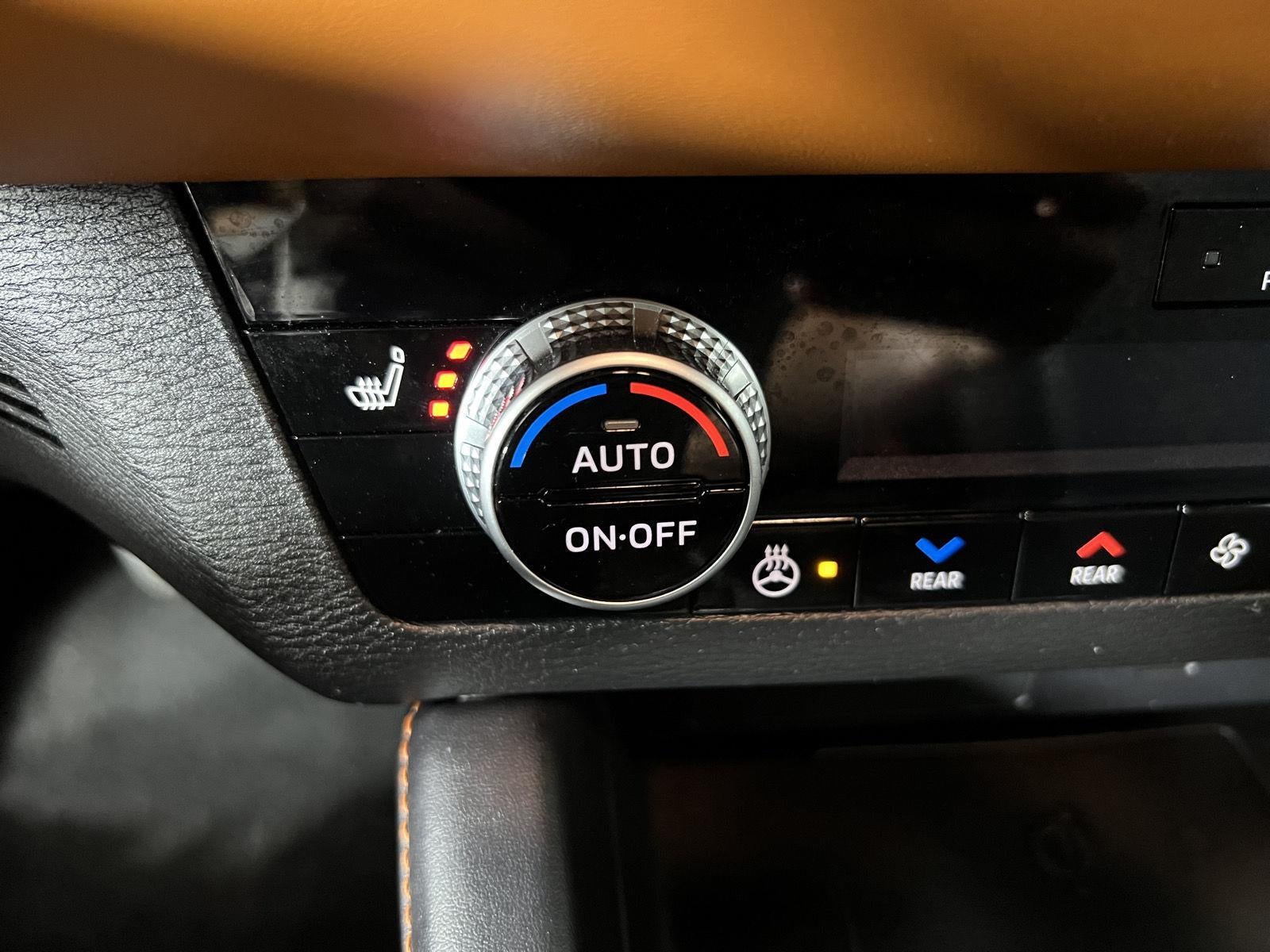 2023 Mitsubishi Outlander PHEV SEL