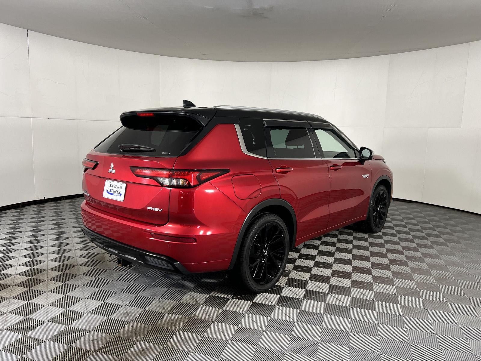2023 Mitsubishi Outlander PHEV SEL