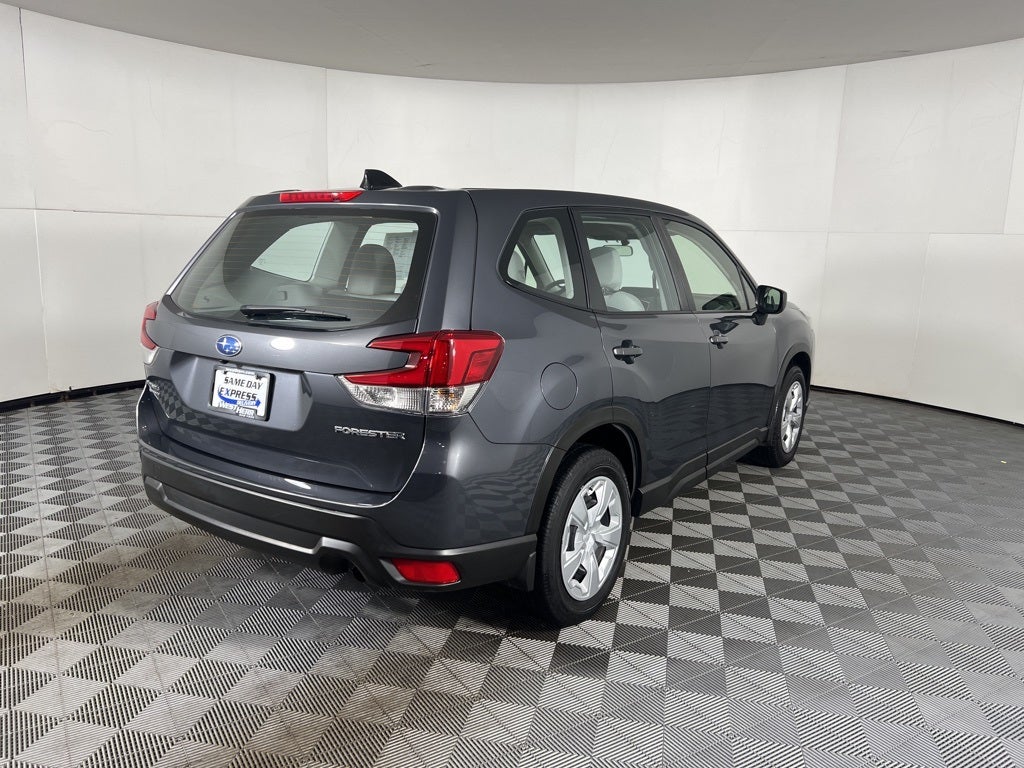 2024 Subaru Forester Base