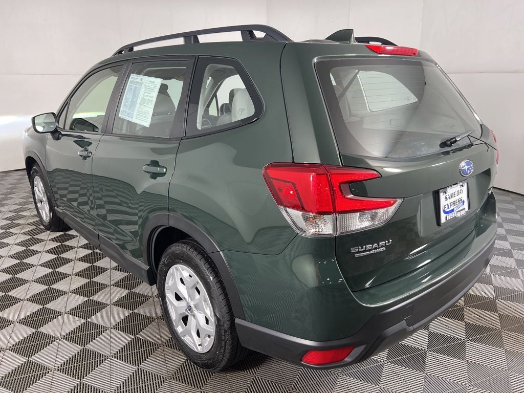 2023 Subaru Forester Base