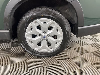 2023 Subaru Forester Base
