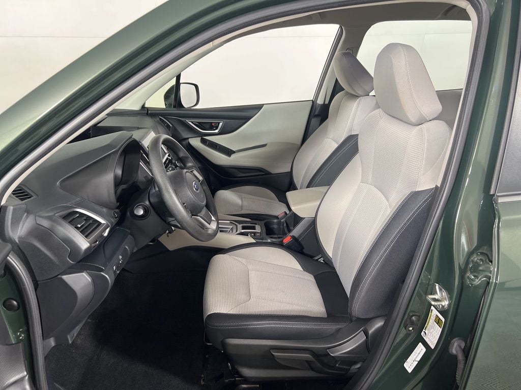 2023 Subaru Forester Base