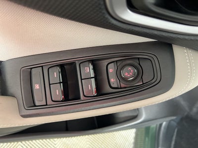 2023 Subaru Forester Base