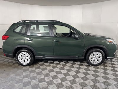 2023 Subaru Forester Base