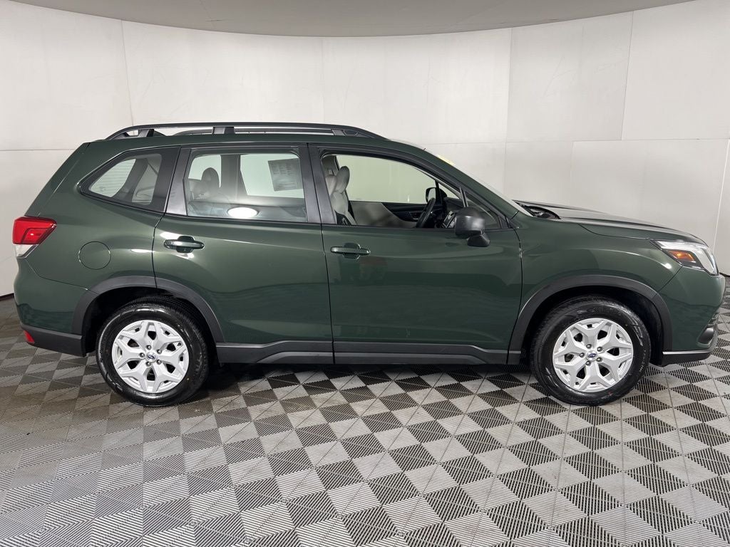 2023 Subaru Forester Base