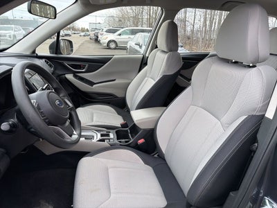 2023 Subaru Forester Base