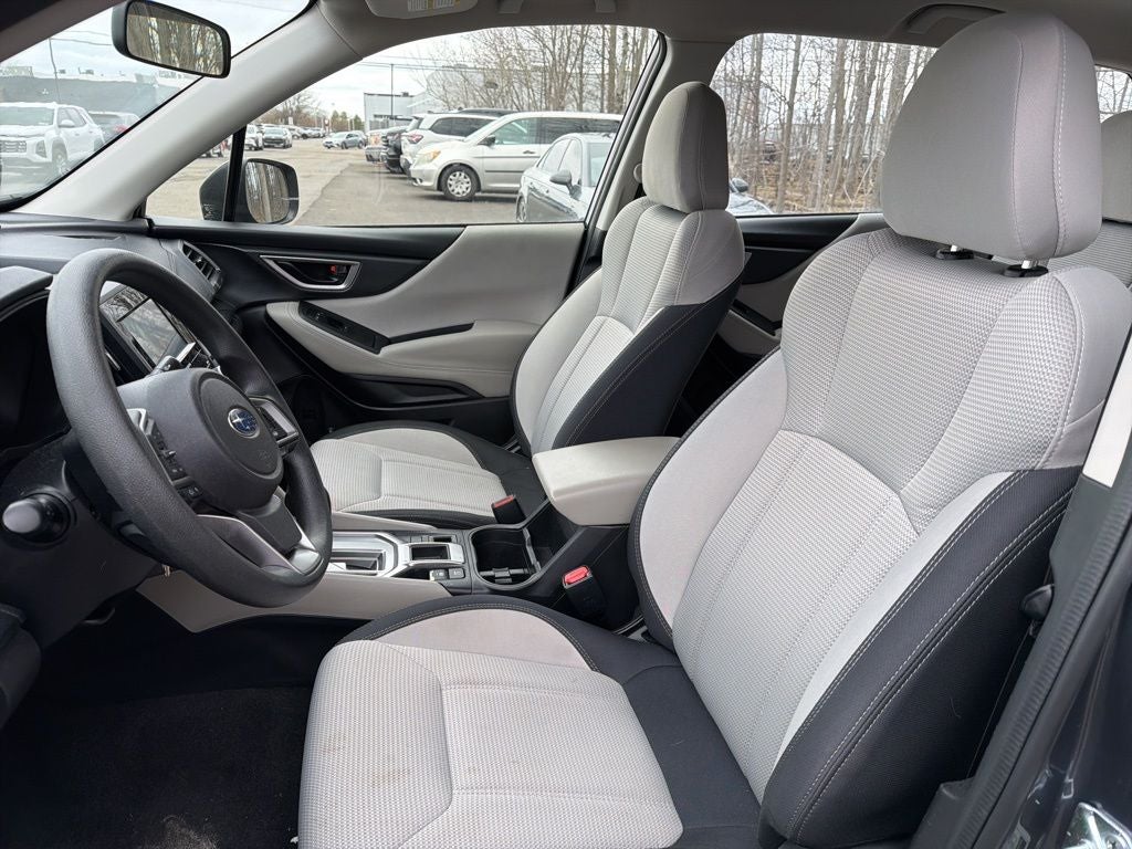 2023 Subaru Forester Base