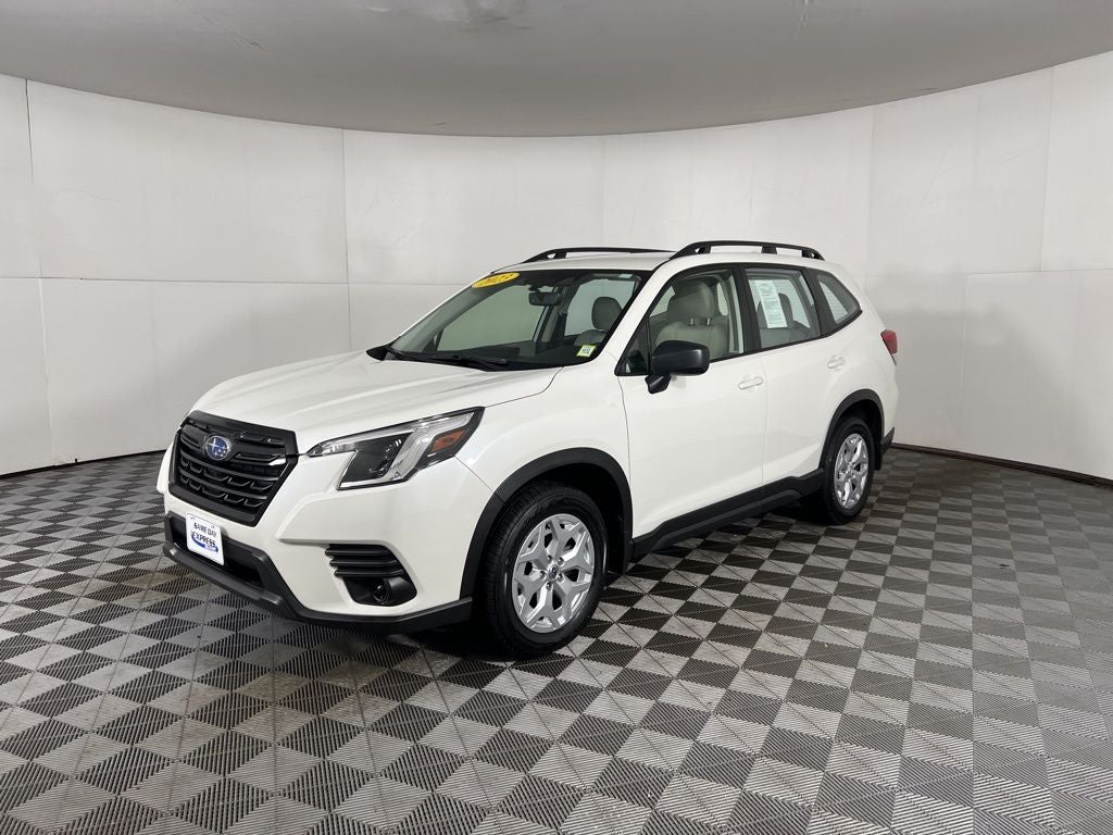 2023 Subaru Forester Base