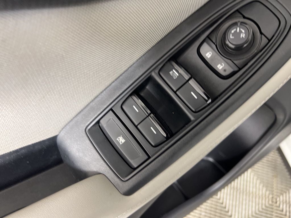 2023 Subaru Forester Base