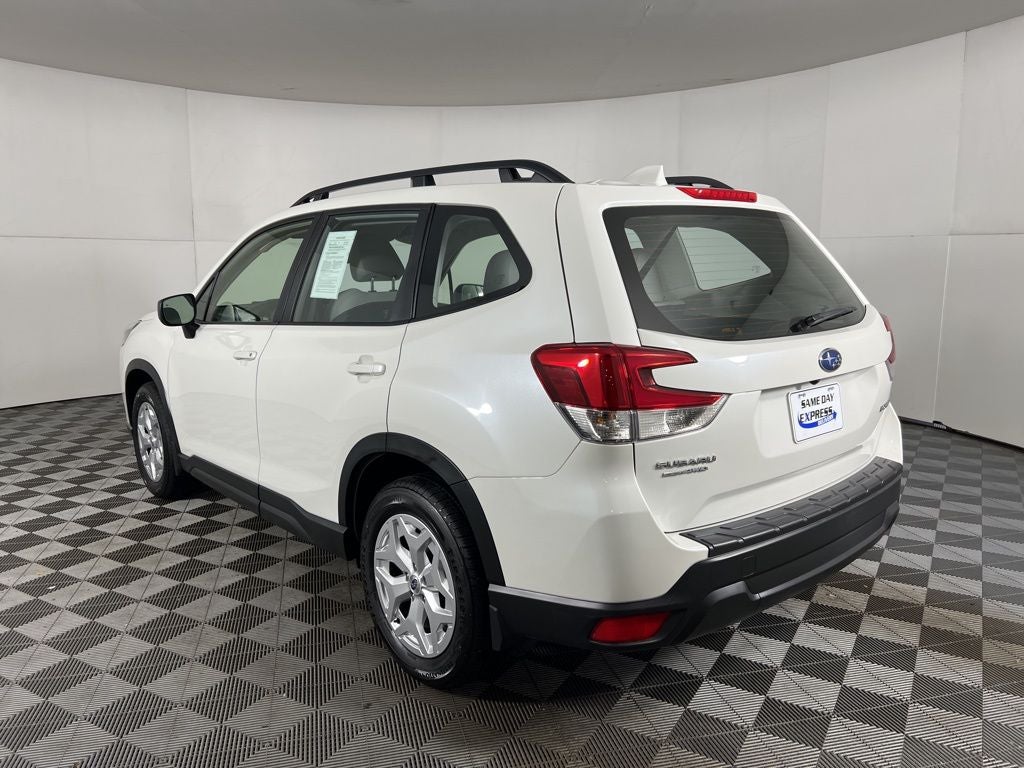 2023 Subaru Forester Base