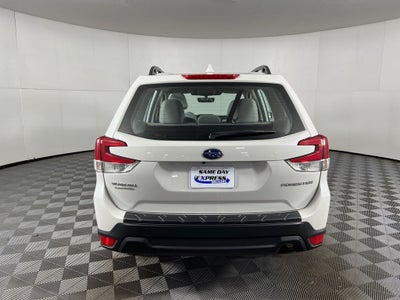 2023 Subaru Forester Base