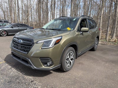 2024 Subaru Forester Premium