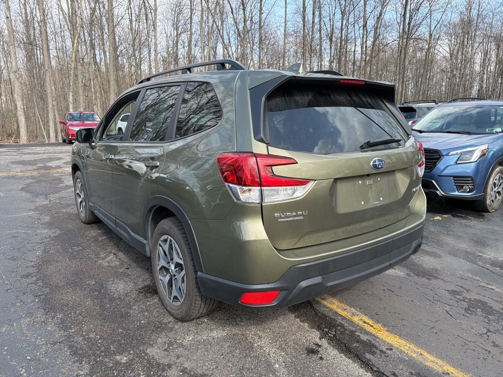 2022 Subaru Forester Premium