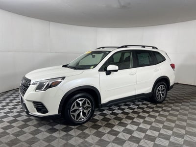 2023 Subaru Forester Premium