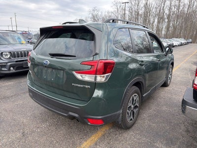 2023 Subaru Forester Premium