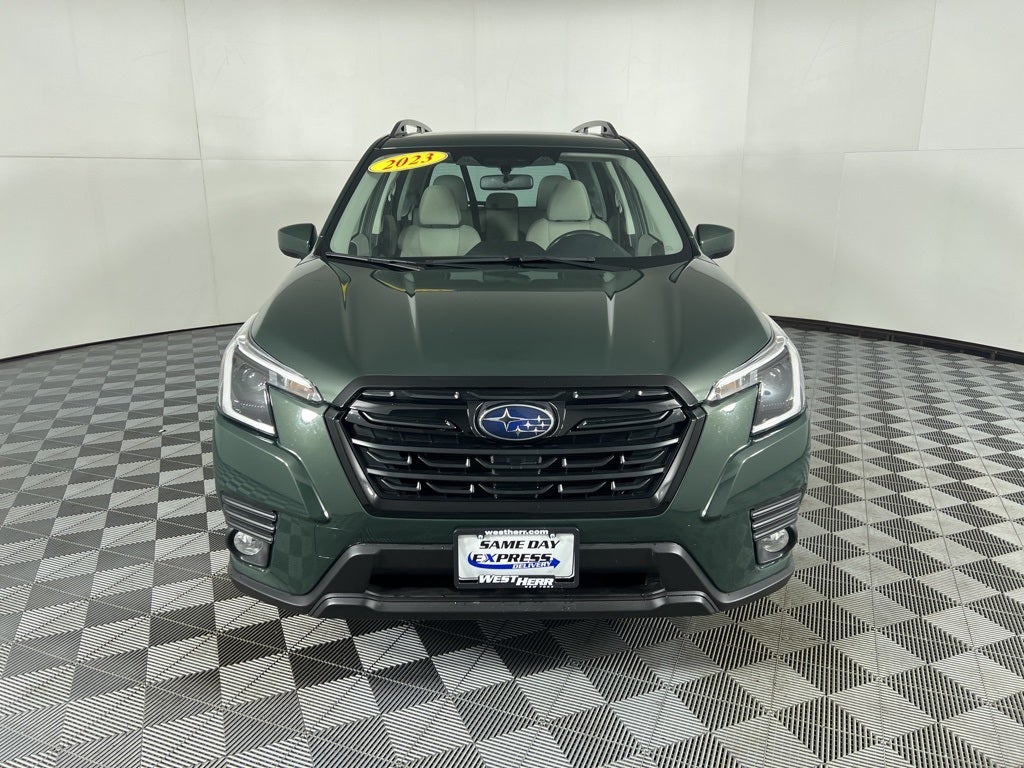 2023 Subaru Forester Premium