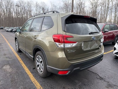 2022 Subaru Forester Premium