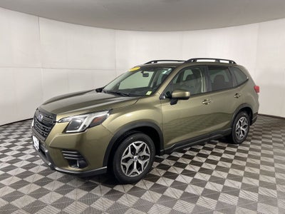 2022 Subaru Forester Premium