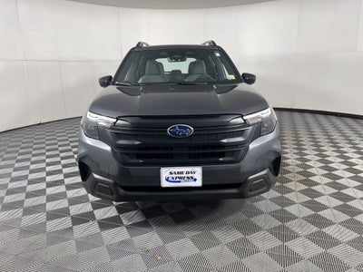 2025 Subaru Forester Base