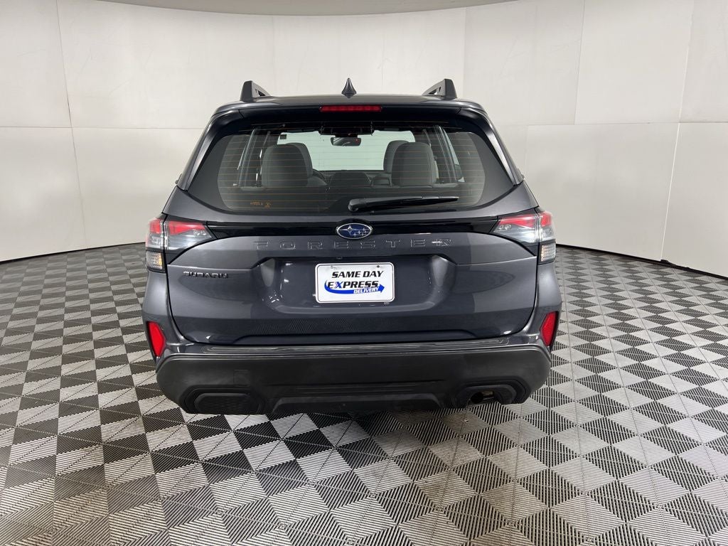 2025 Subaru Forester Base