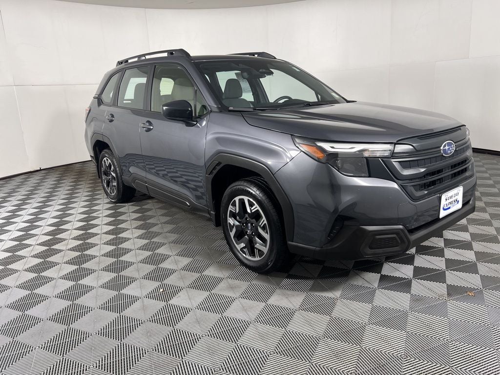 2025 Subaru Forester Base