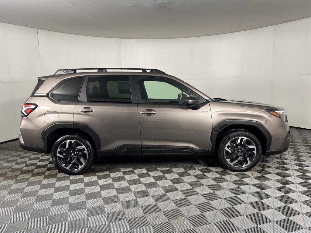 2025 Subaru Forester Hybrid Premium