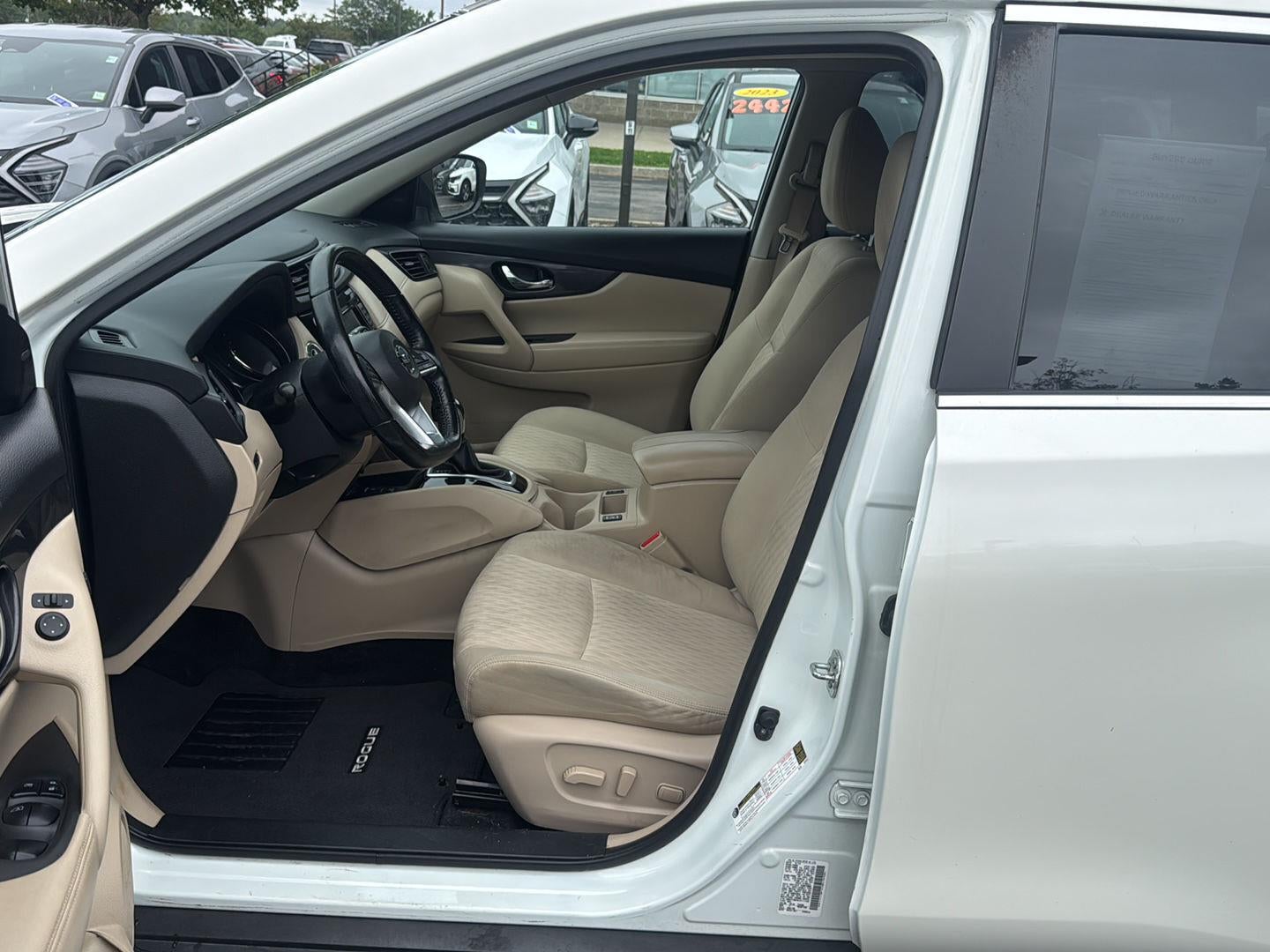 2020 Nissan Rogue SV