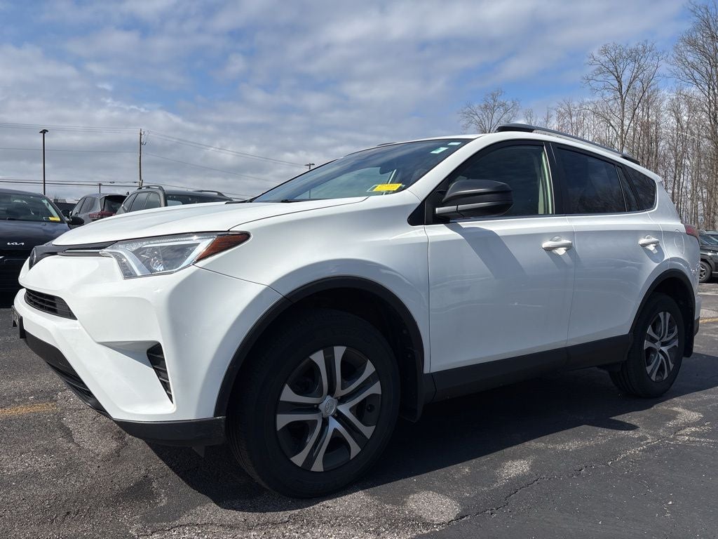 2017 Toyota RAV4 LE AWD