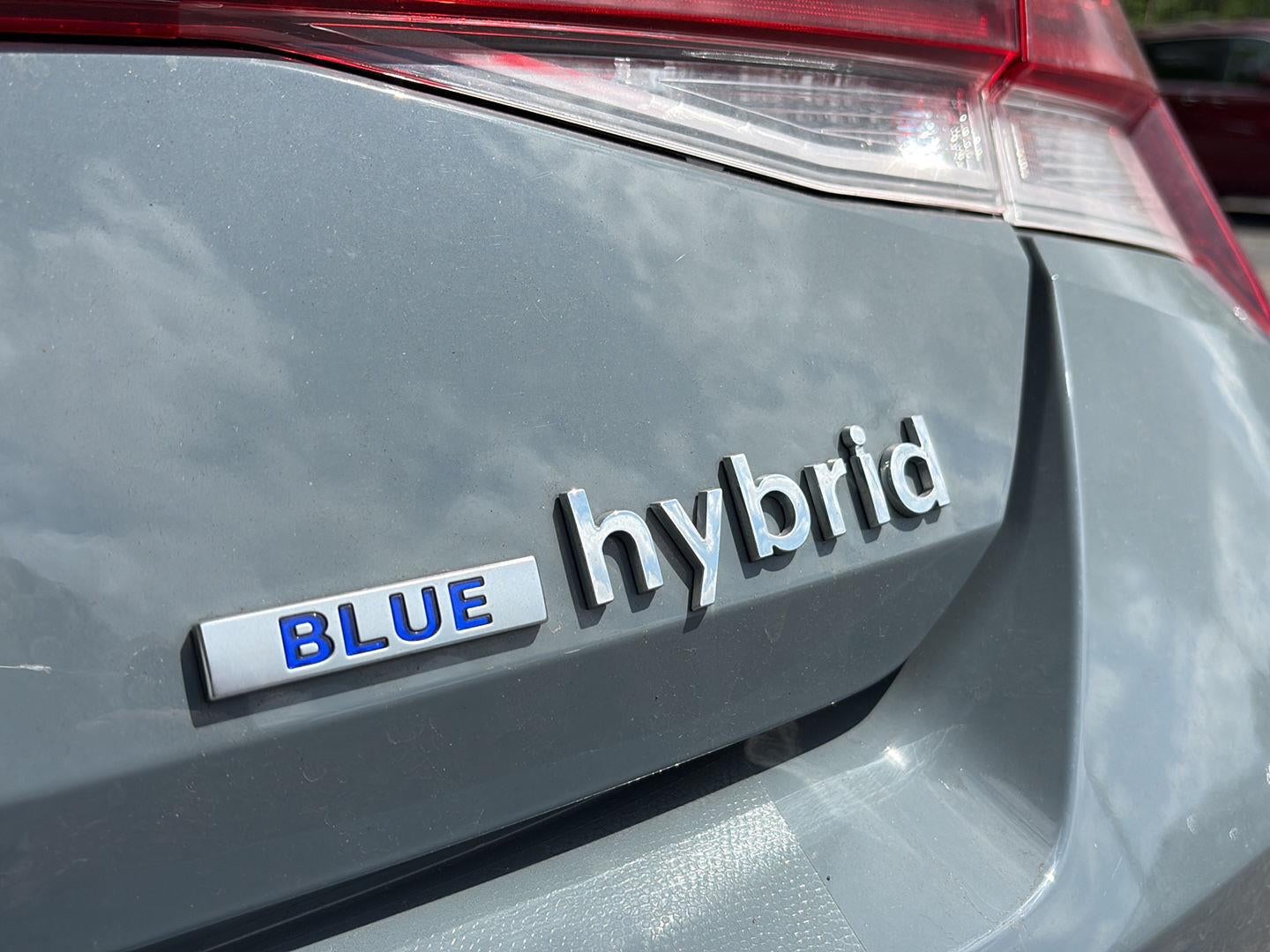 2022 Hyundai ELANTRA HYBRID Blue