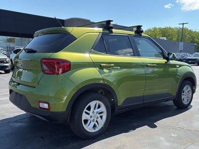 2023 Hyundai VENUE SE