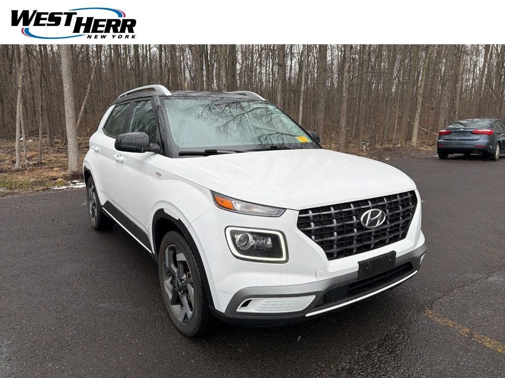 2023 Hyundai VENUE Limited