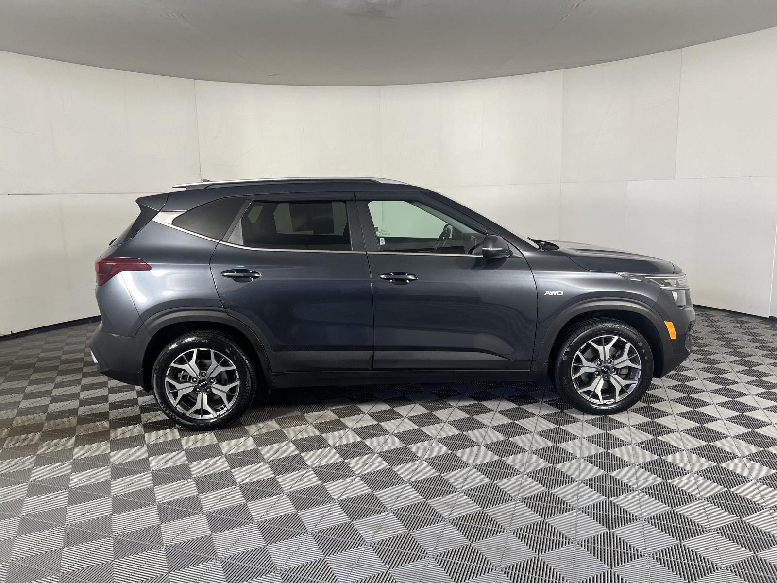 2022 Kia Seltos EX