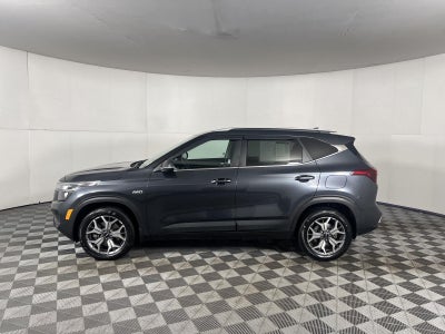 2022 Kia Seltos EX