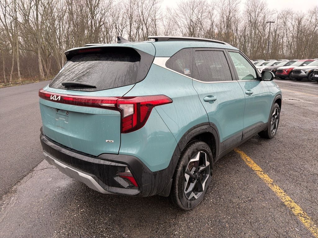 2025 Kia Seltos EX