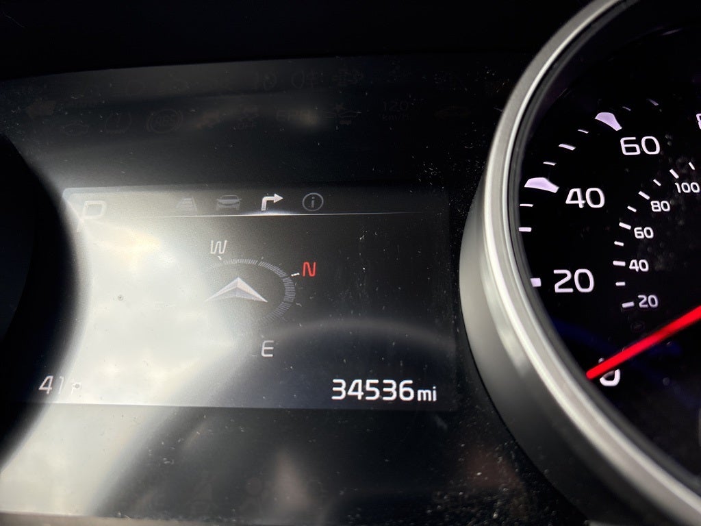 2023 Kia Carnival EX Certified