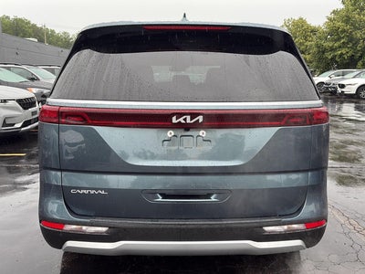 2024 Kia Carnival EX